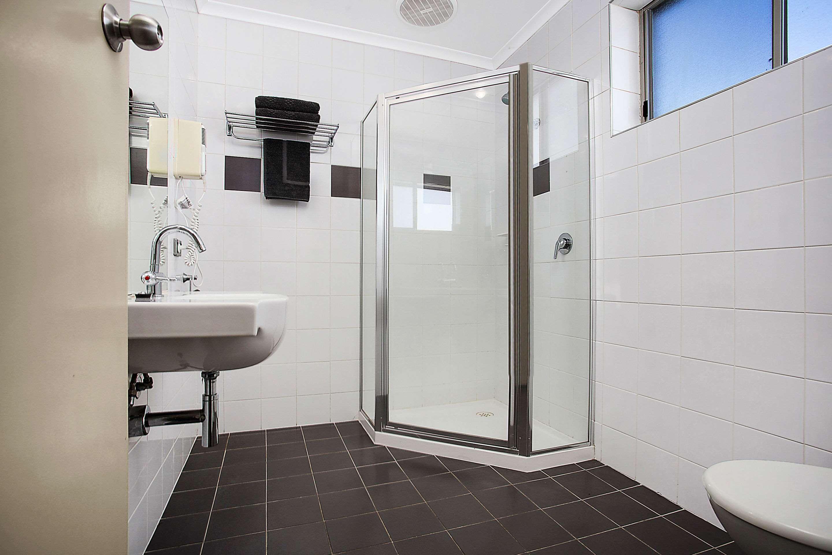 Inn Comfort On Raglan